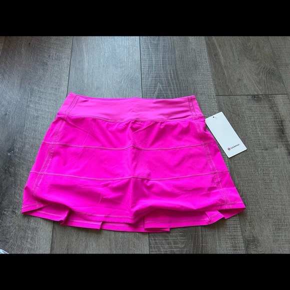 lululemon athletica Dresses & Skirts - Lululemon Pace Rival Mid-Rise Skirt *Long in Pow Pink Size 8